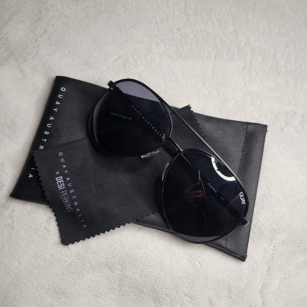 Quay Australia Vivienne Sunglasses